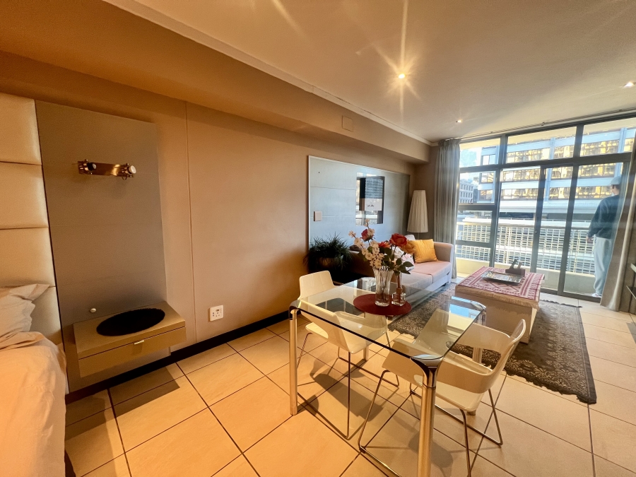 To Let 1 Bedroom Property for Rent in Foreshore Western Cape